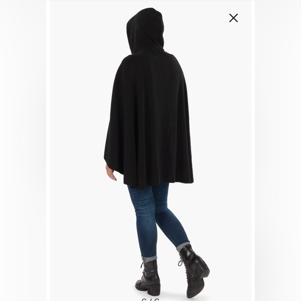 Patricia Nash Women's Hooded and Buttoned Front Cape One Size - Picture 6 of 13